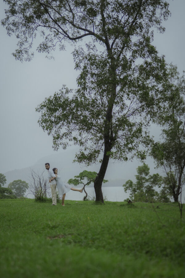 20+ MONSOON PREWEDDING PRESETS - Image 31